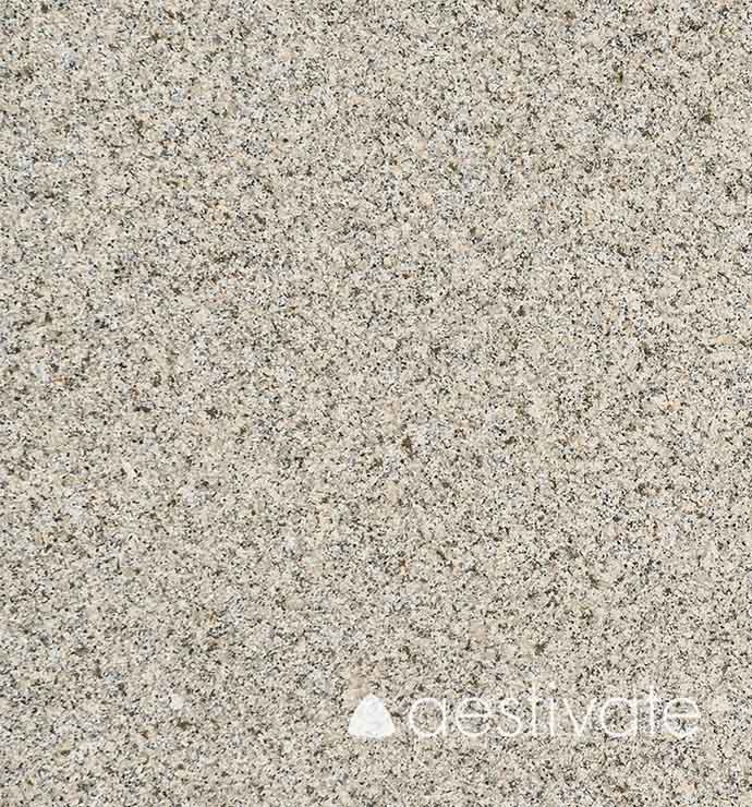 TP10119XXX_Granitplatten-Tjoern-Gra-Bohus-Grau-geflammt_1-2-logo-1.jpg