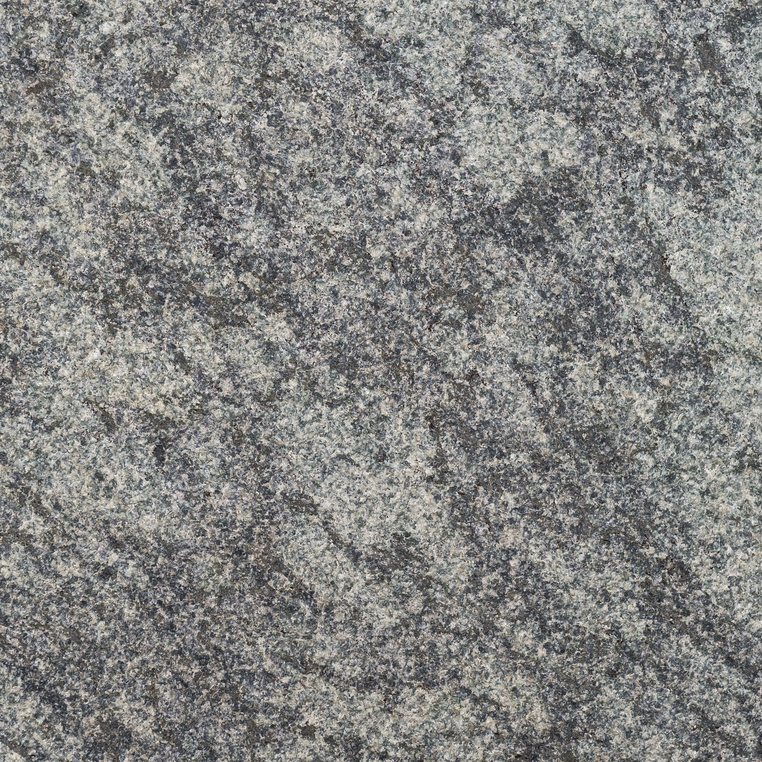 Granitplatte_Verde_Oliva_geflammt_und_gebürstet_8